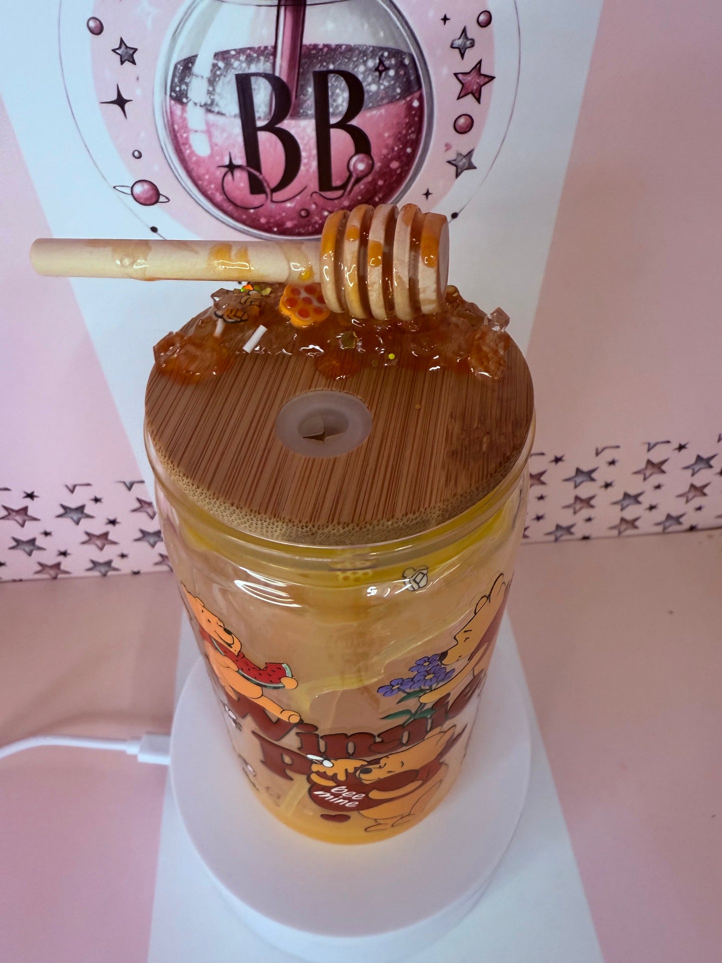 Pooh Bear hunny drip 16oz acrylic snowglobe cup