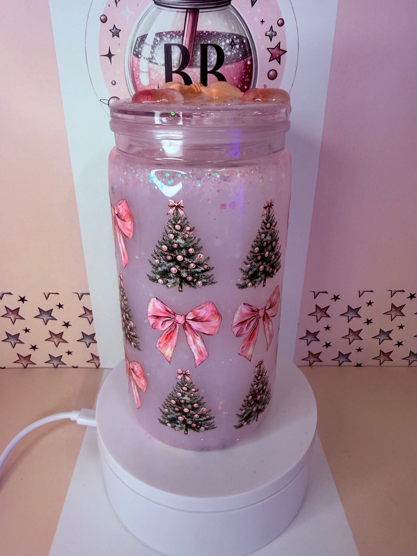 Stunning Christmas Tree & Bows glitter & clay piece 16oz acrylic snowglobe cup